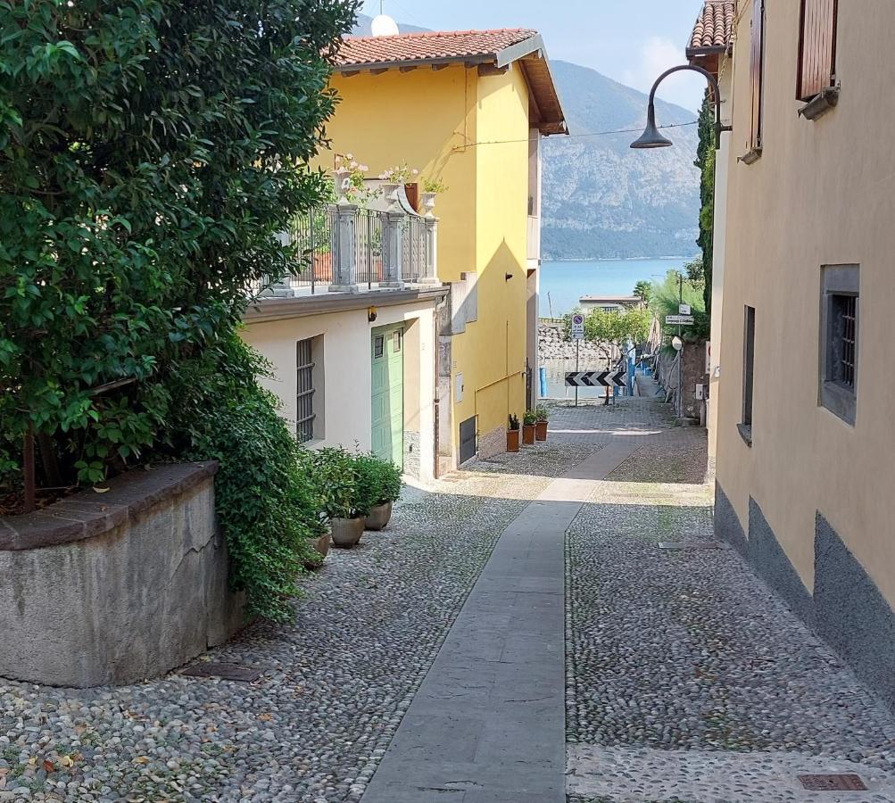 Chez Ary: Sulla Strada Del Lago Клузане Экстерьер фото